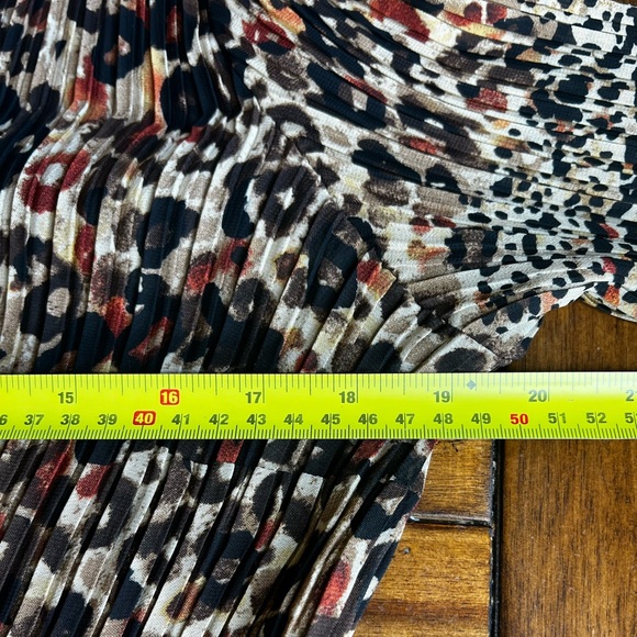 Dressbarn Animal Print Pleated Blouse - 1X - Picture 12 of 15